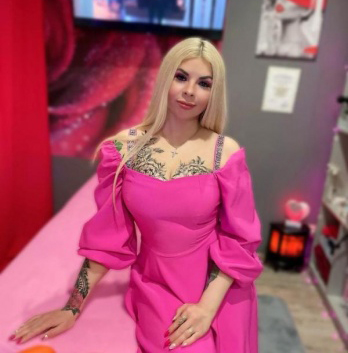 Молодая, страстная и игривая красотка приглашает в гости щедрого мужчину. Гарантирую незабываемый опыт и море удовольствия! 5760, 29 лет